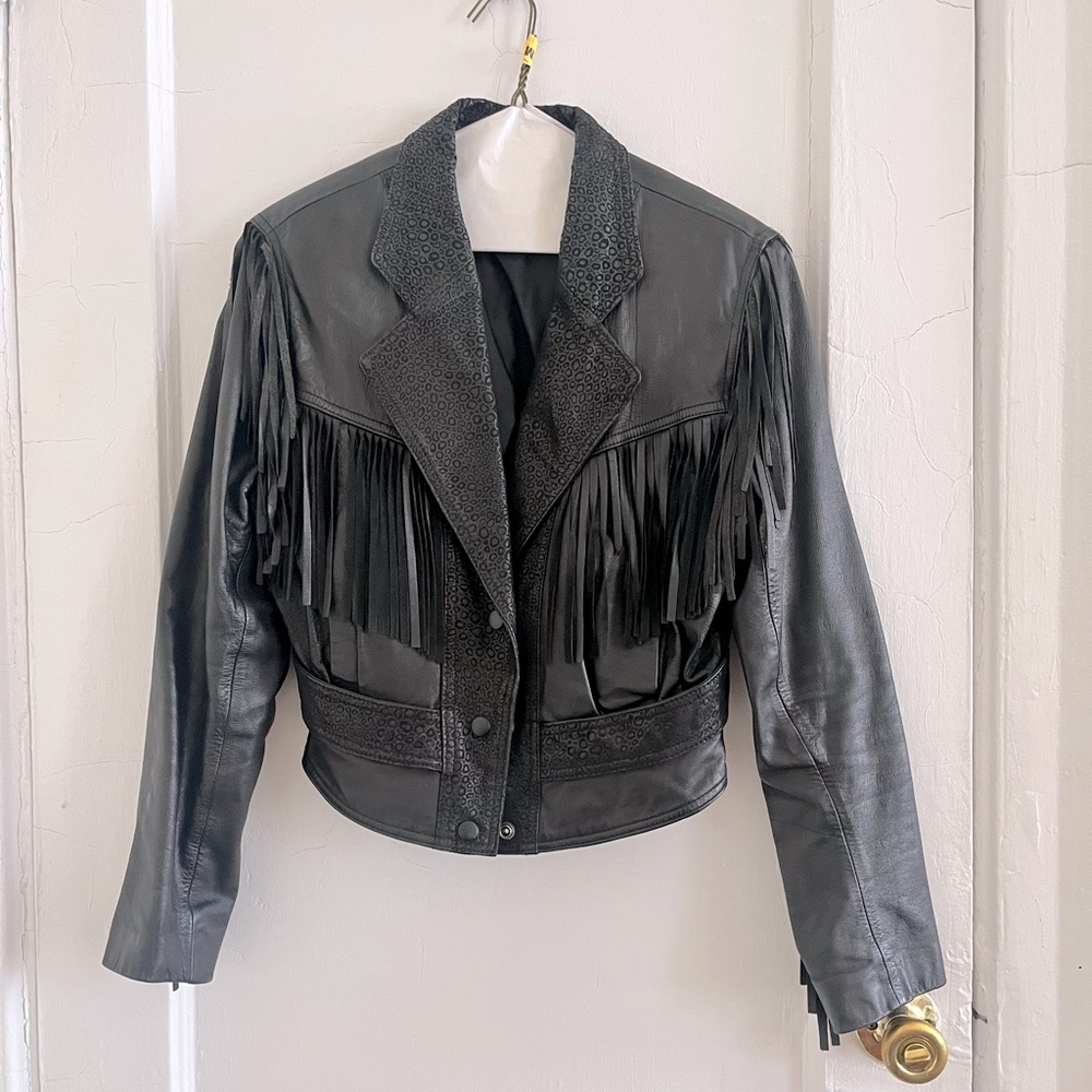 Authentic leather fringe jacket - vintage treasure